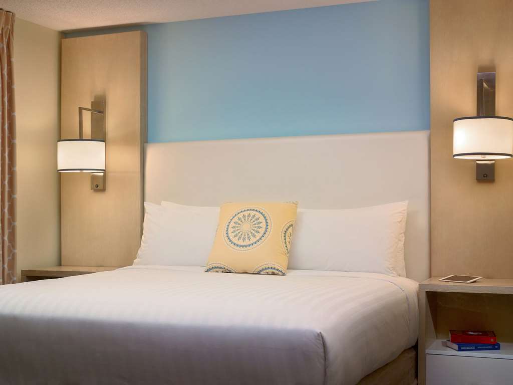 Sonesta Es Suites Providence - Airport Warwick Room photo